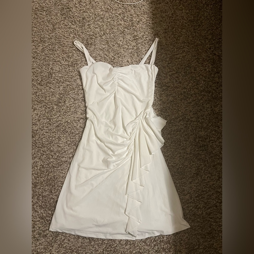 Soft silky white gown ☁️🤍